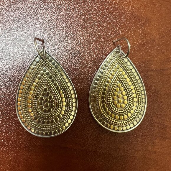 Anna Beck Classic Large Teardrop Earrings - Picture 2 of 5